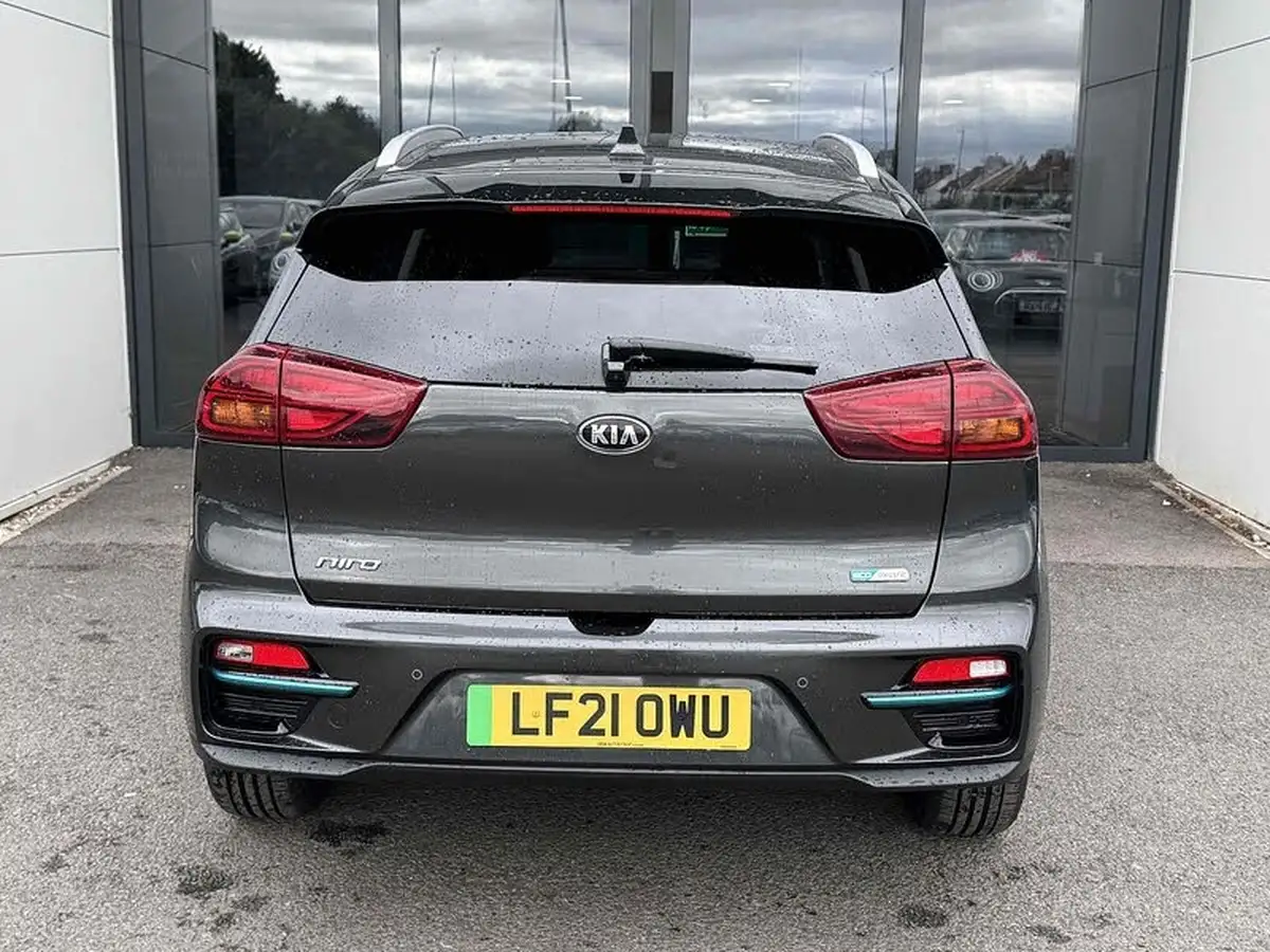 2021-kia-e-niro-ev-4-big-14