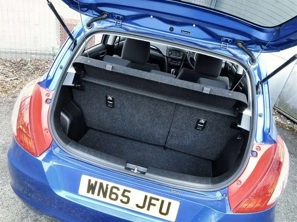 2015-suzuki-swift-12-sz4-94ps-nav-5d-at-big-16