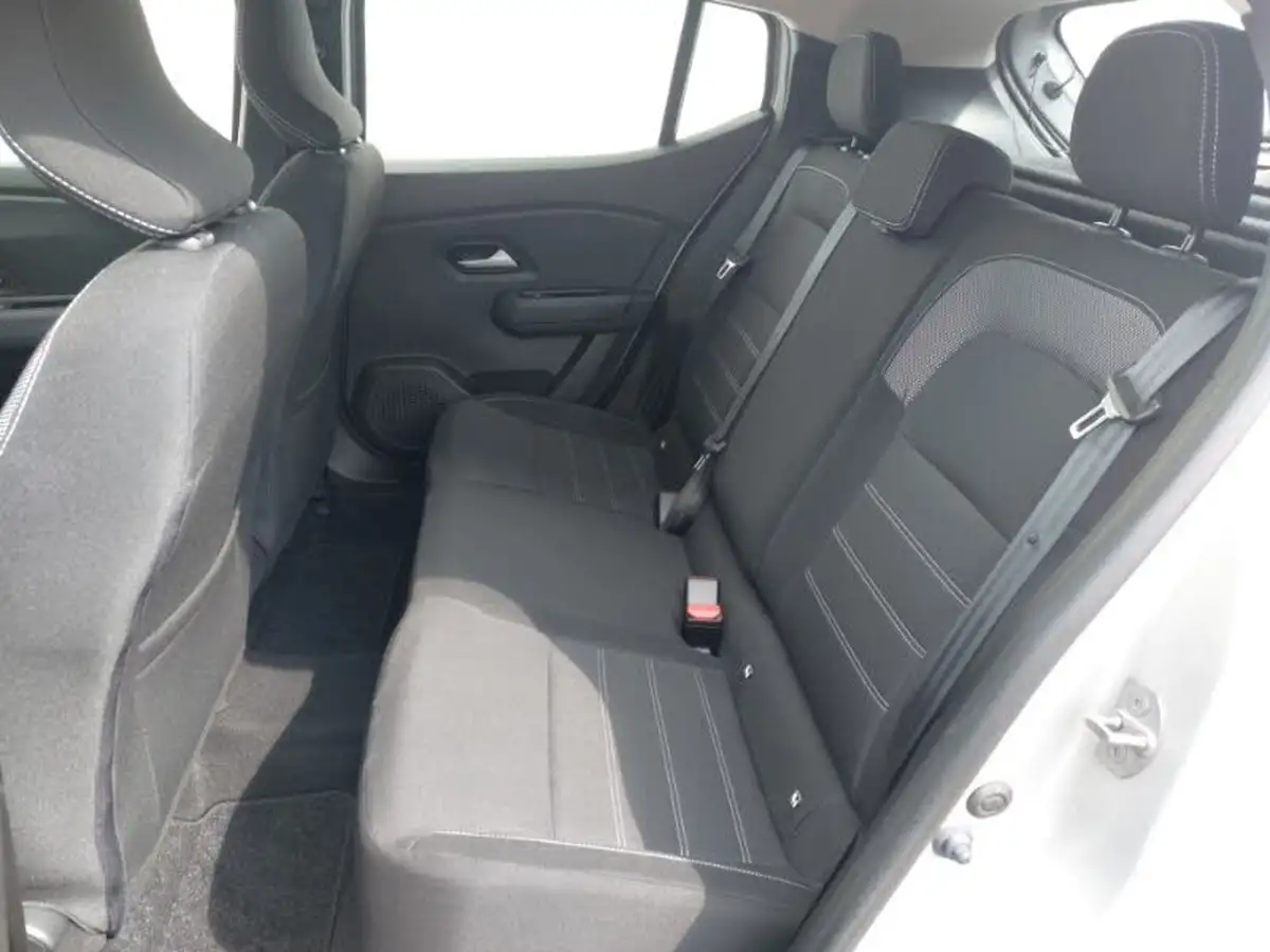 2023-dacia-sandero-10-tce-expression-90bhp-big-5