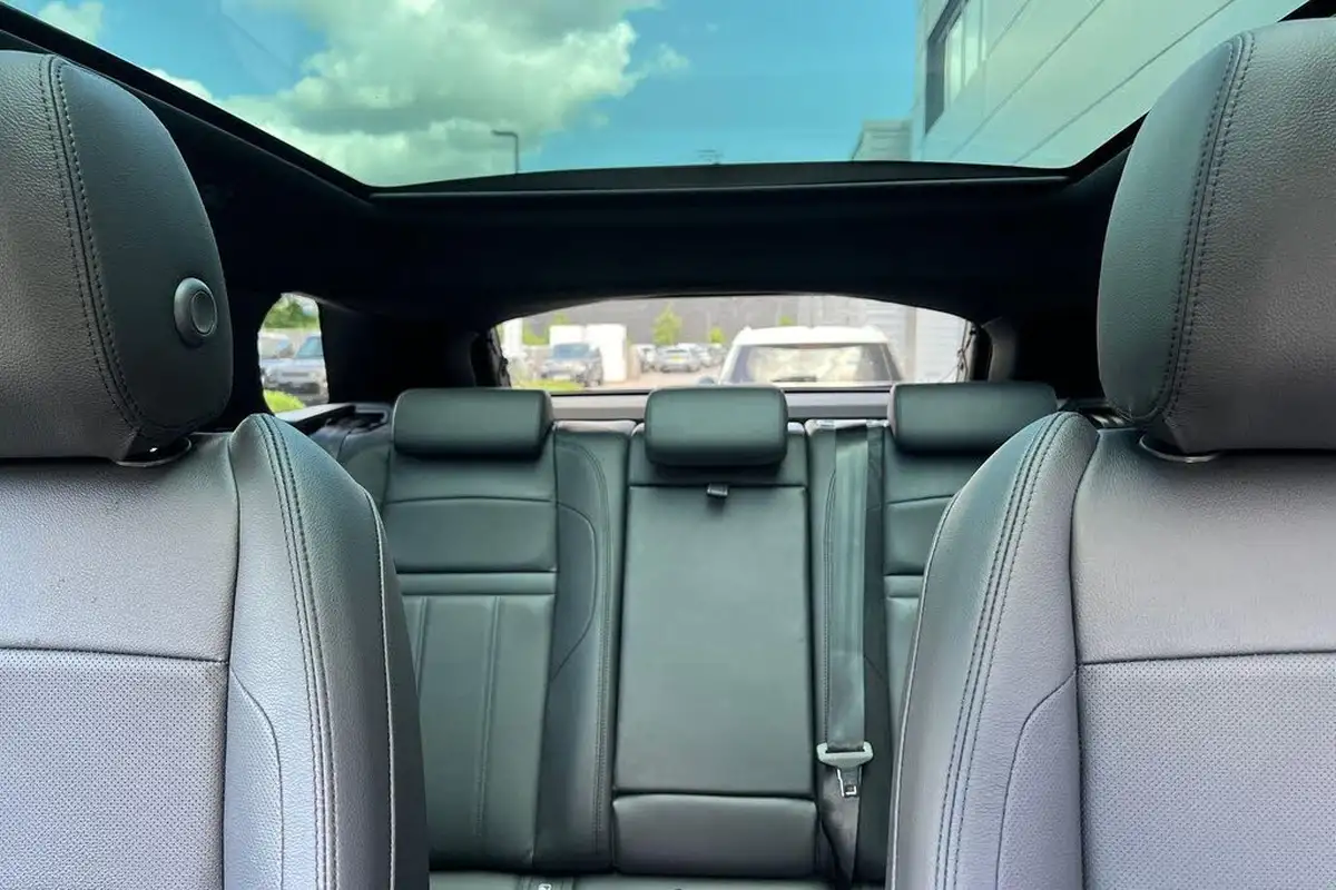 2024-land-rover-range-rover-evoque-15-p270e-dynamic-se-big-34