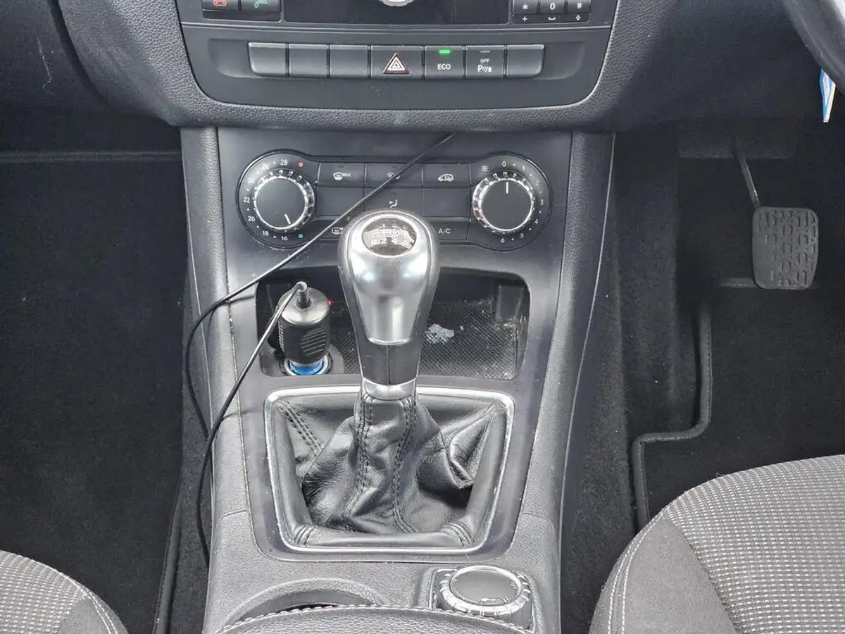 2012-mercedes-benz-b-class-16-b180-se-blue-f-ss-big-11