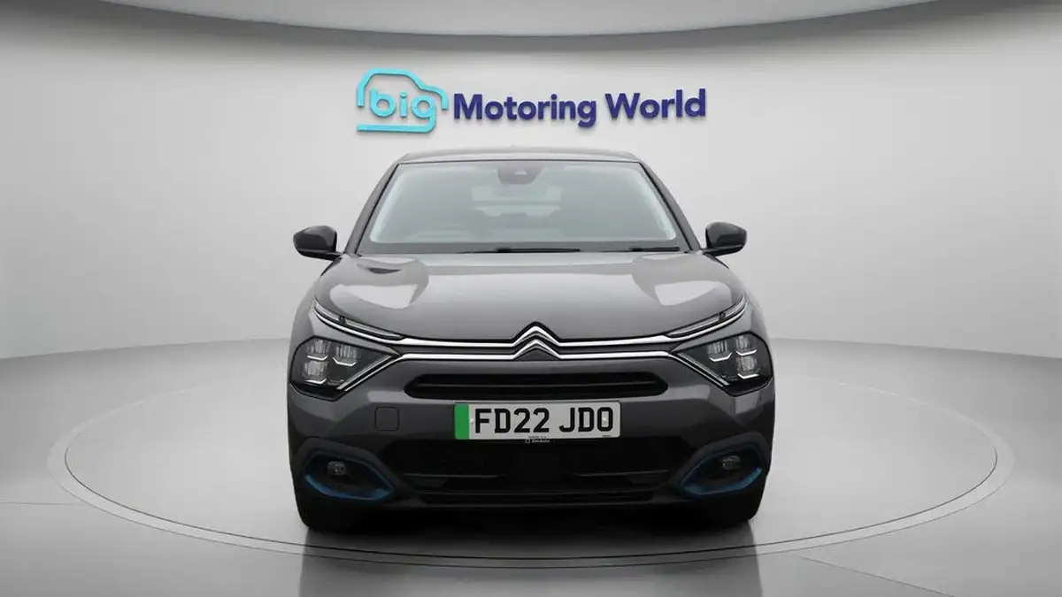 2022-citroen-c4-e-shine-plus-big-2