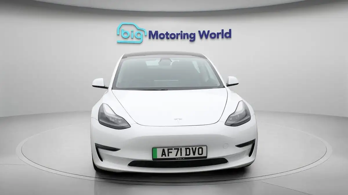 2021-tesla-model-3-e-long-range-awd-big-2