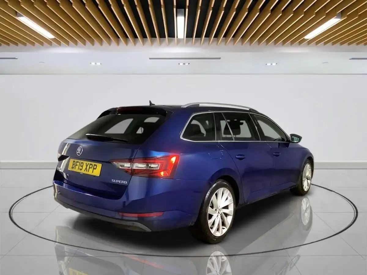 2019-skoda-superb-20tdi-se-l-executive-150ps-estate-dsg-big-8