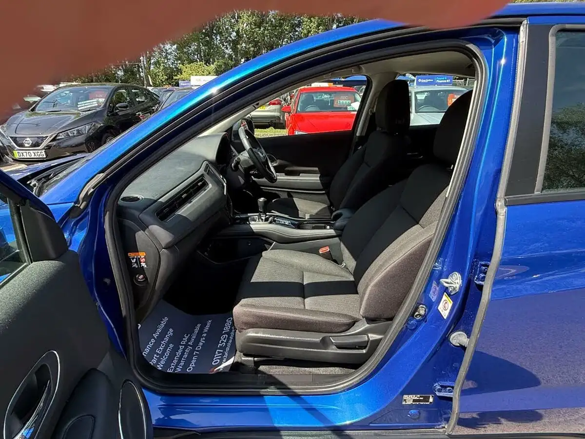 2017-honda-hr-v-16-i-dtec-se-big-38
