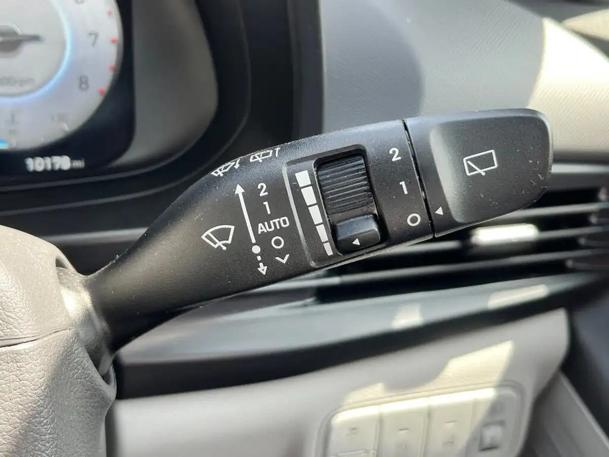 2023-hyundai-bayon-10-t-gdi-ultimate-100ps-dct-big-57