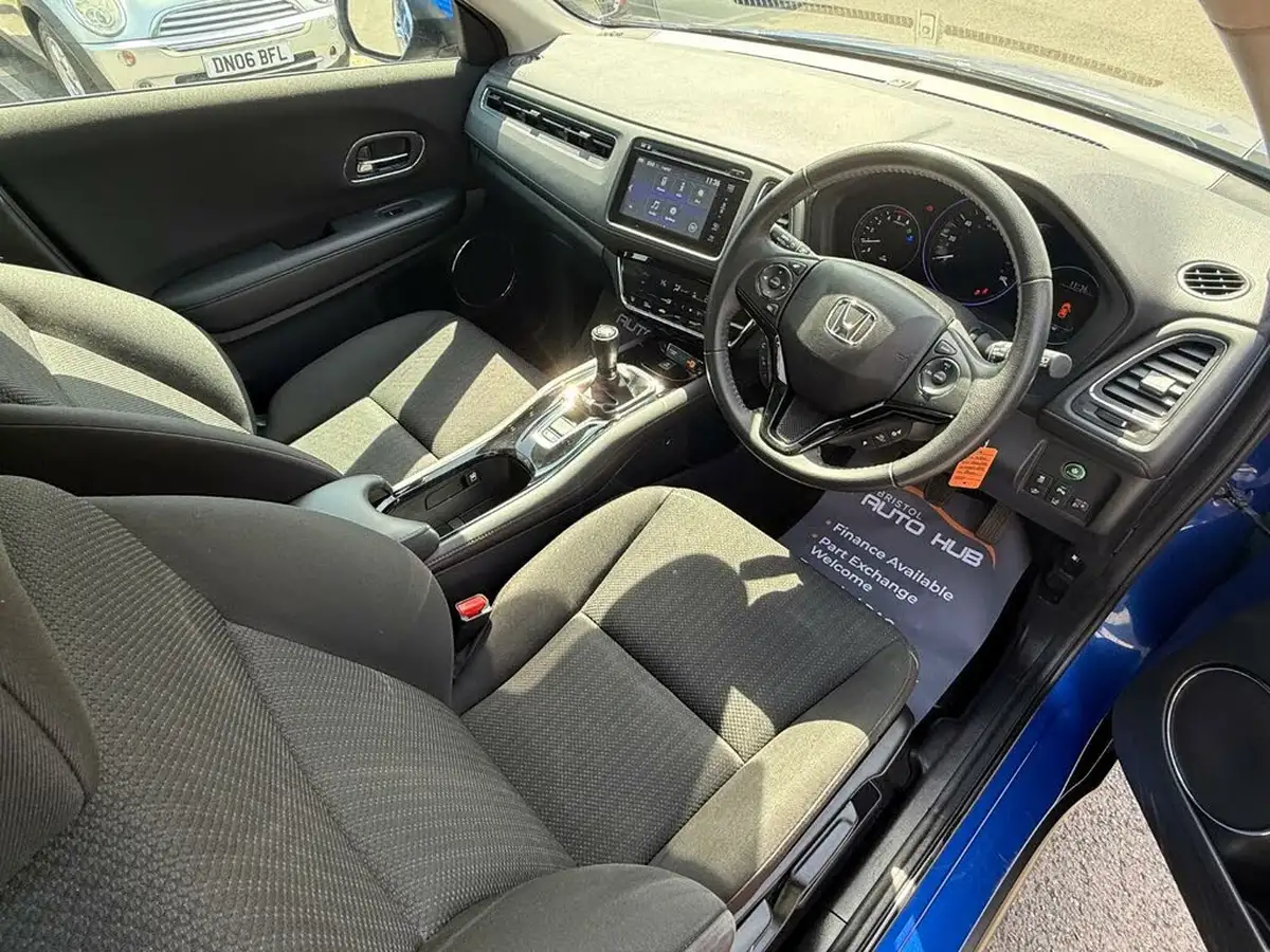 2017-honda-hr-v-16-i-dtec-se-big-10