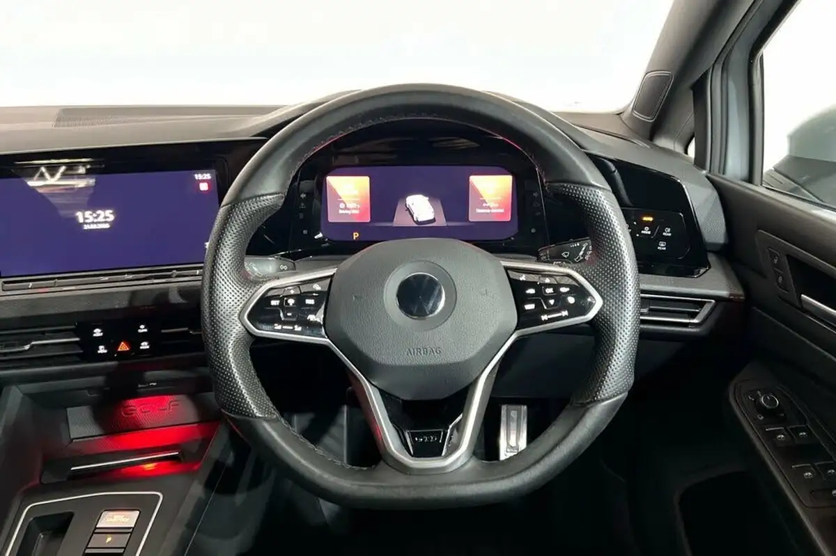 2021-volkswagen-golf-20tdi-gtd-big-22