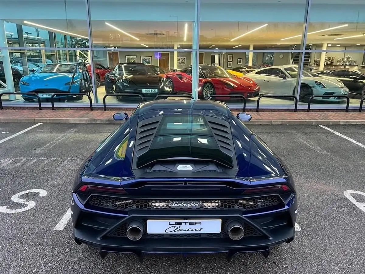 2021-lamborghini-huracan-big-2