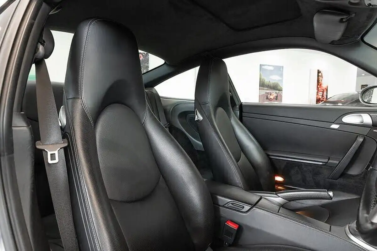 2009-porsche-911-36-turbo-coupe-big-3