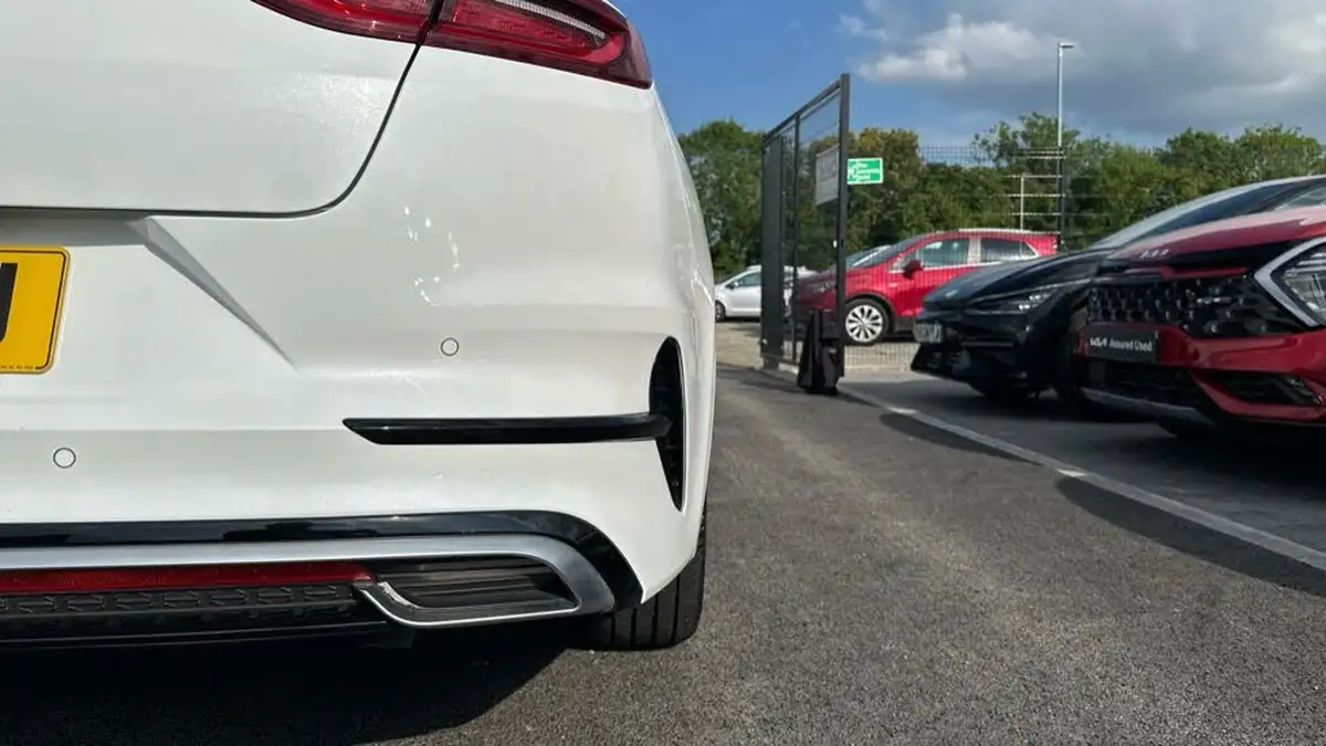 2023-kia-pro-ceed-15-t-gdi-gt-line-158bhp-big-26