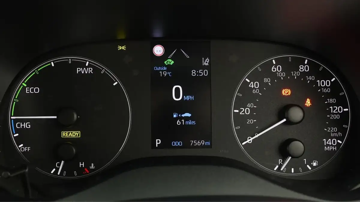 2022-toyota-yaris-15-vvt-i-icon-big-10