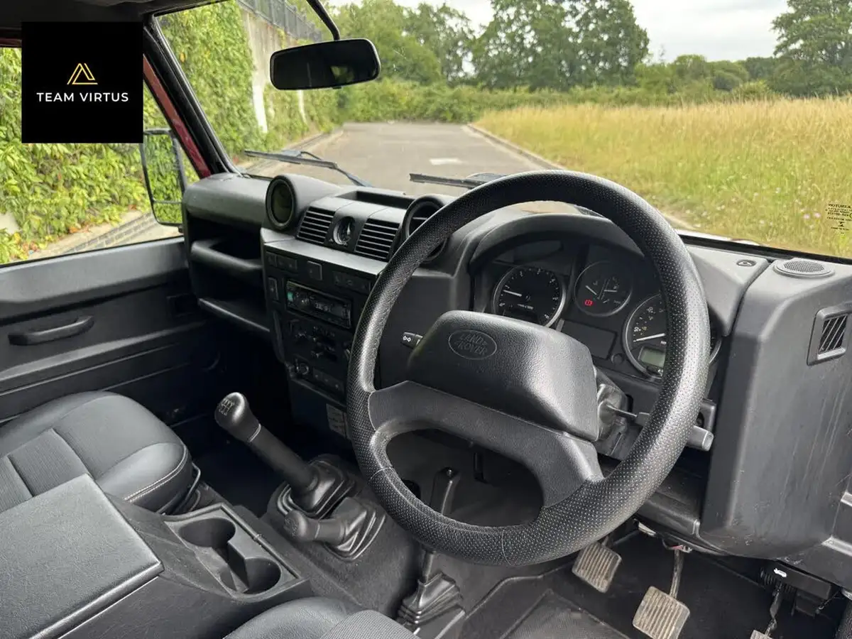 2015-land-rover-110-defender-22td-xs-22i-station-wagon-5-drs-big-14