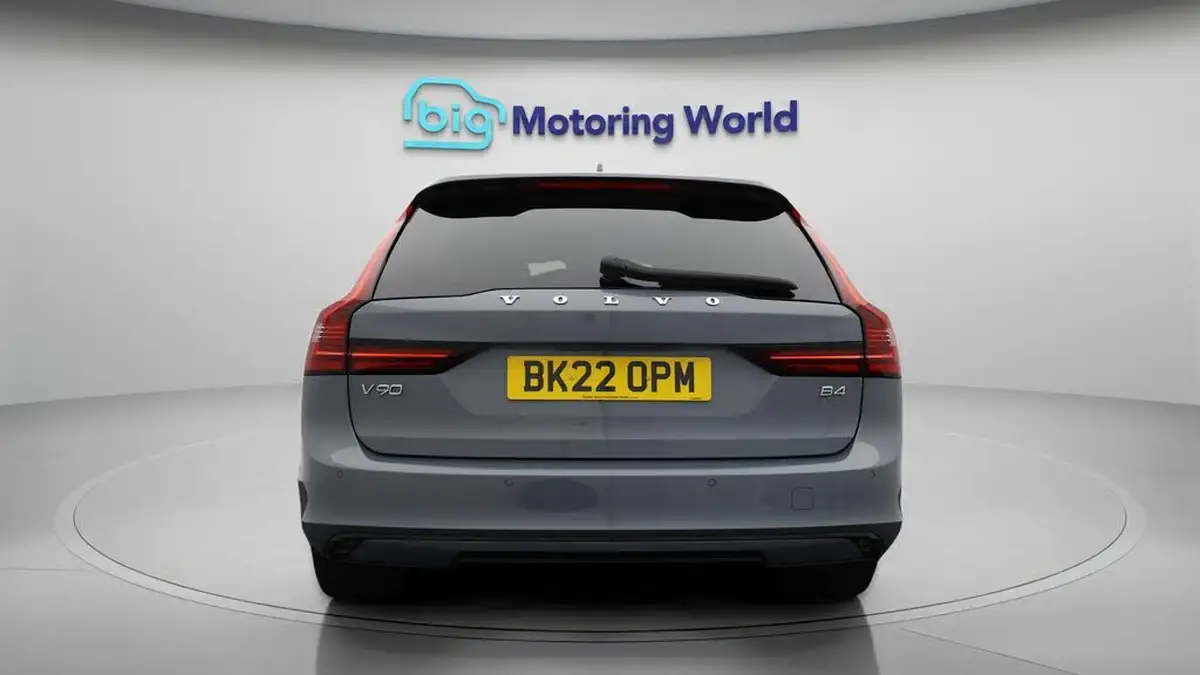 2022-volvo-v90-20td-b4-r-design-big-6