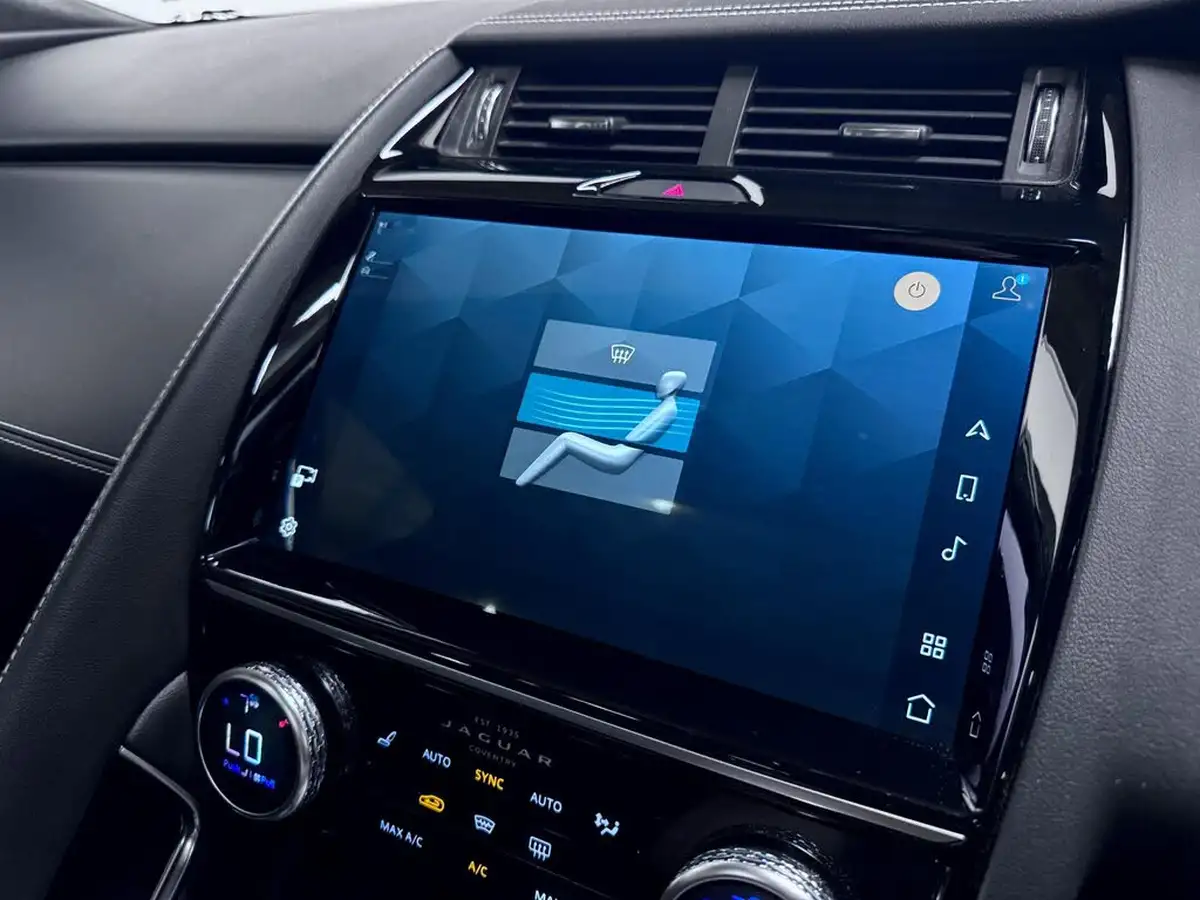 2021-jaguar-e-pace-20-d200-r-dynamic-hse-big-59