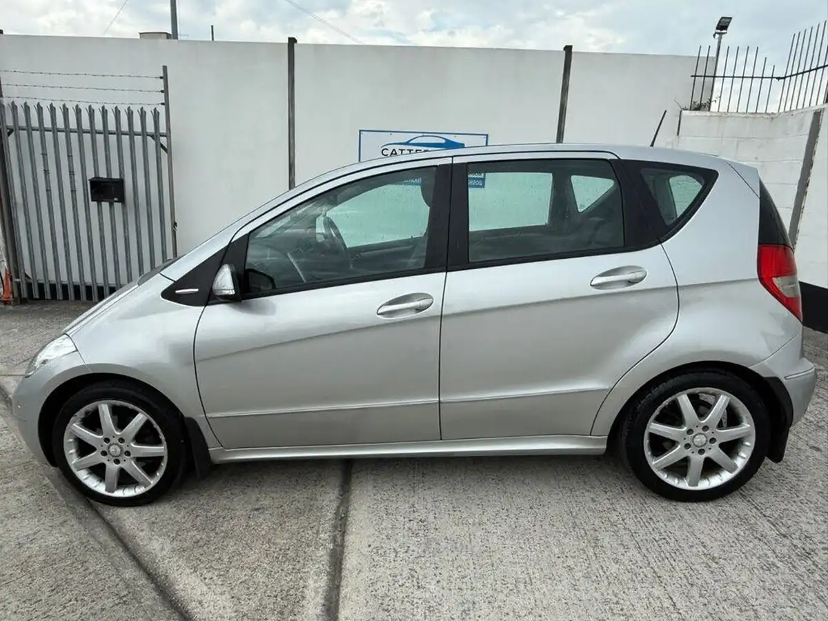 2012-mercedes-benz-a-class-20td-a180-avantgarde-se-cvt-big-1