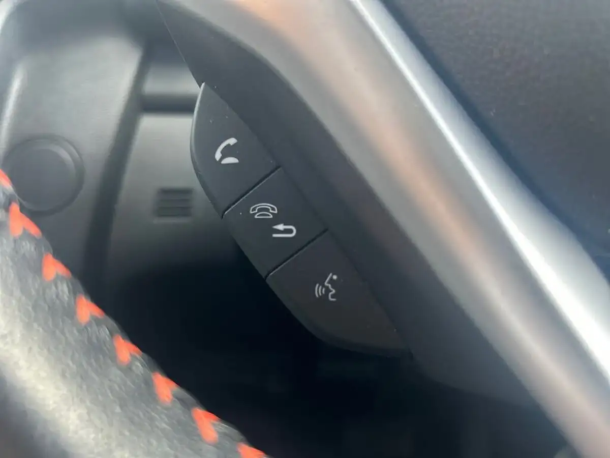 2018-honda-jazz-15-i-vtec-sport-cvt-big-20
