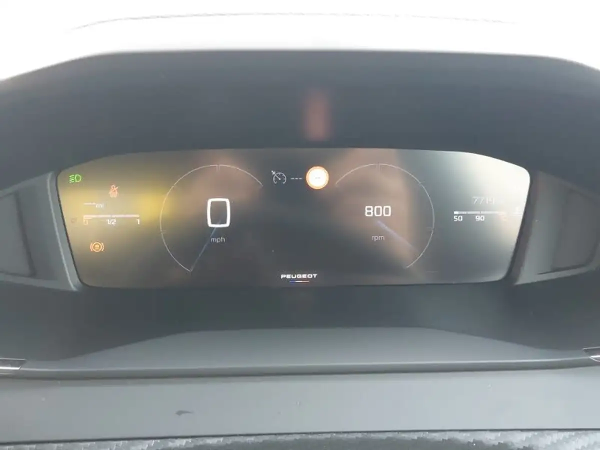 2024-peugeot-2008-suv-12-puretech-allure-130ps-big-9