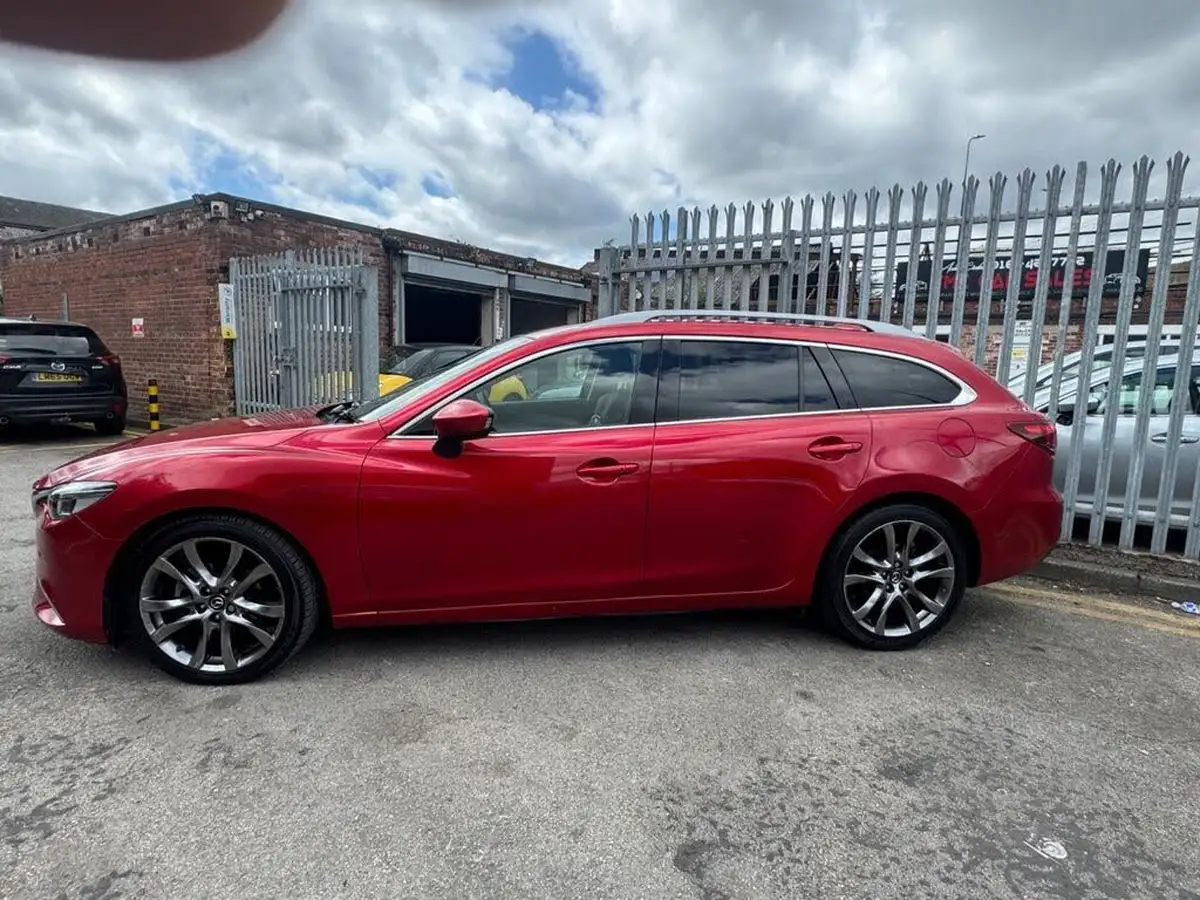2015-mazda-mazda6-22td-sport-nav-175ps-tourer-5d-big-11
