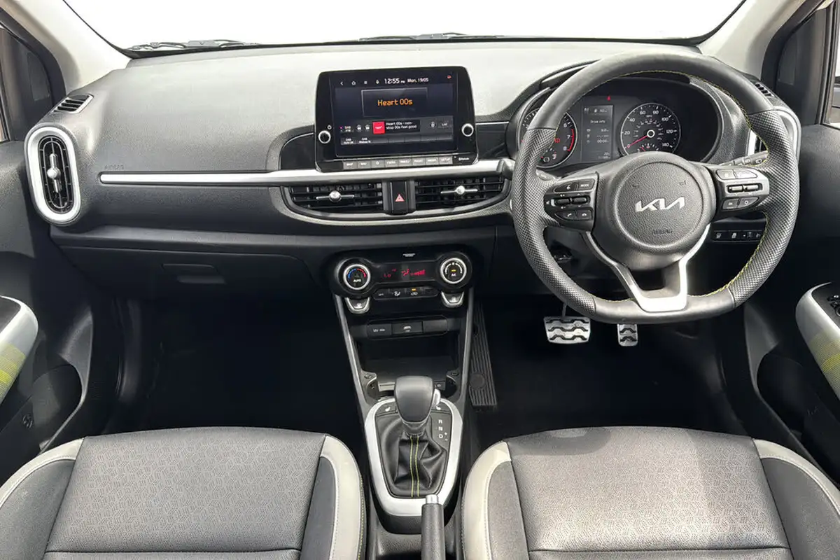 2024-kia-picanto-10-x-line-s-big-7