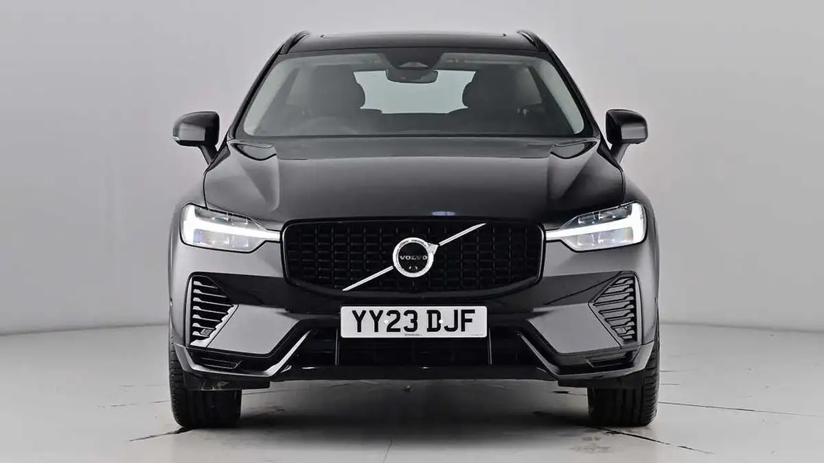 2023-volvo-xc60-20-b5-plus-big-7