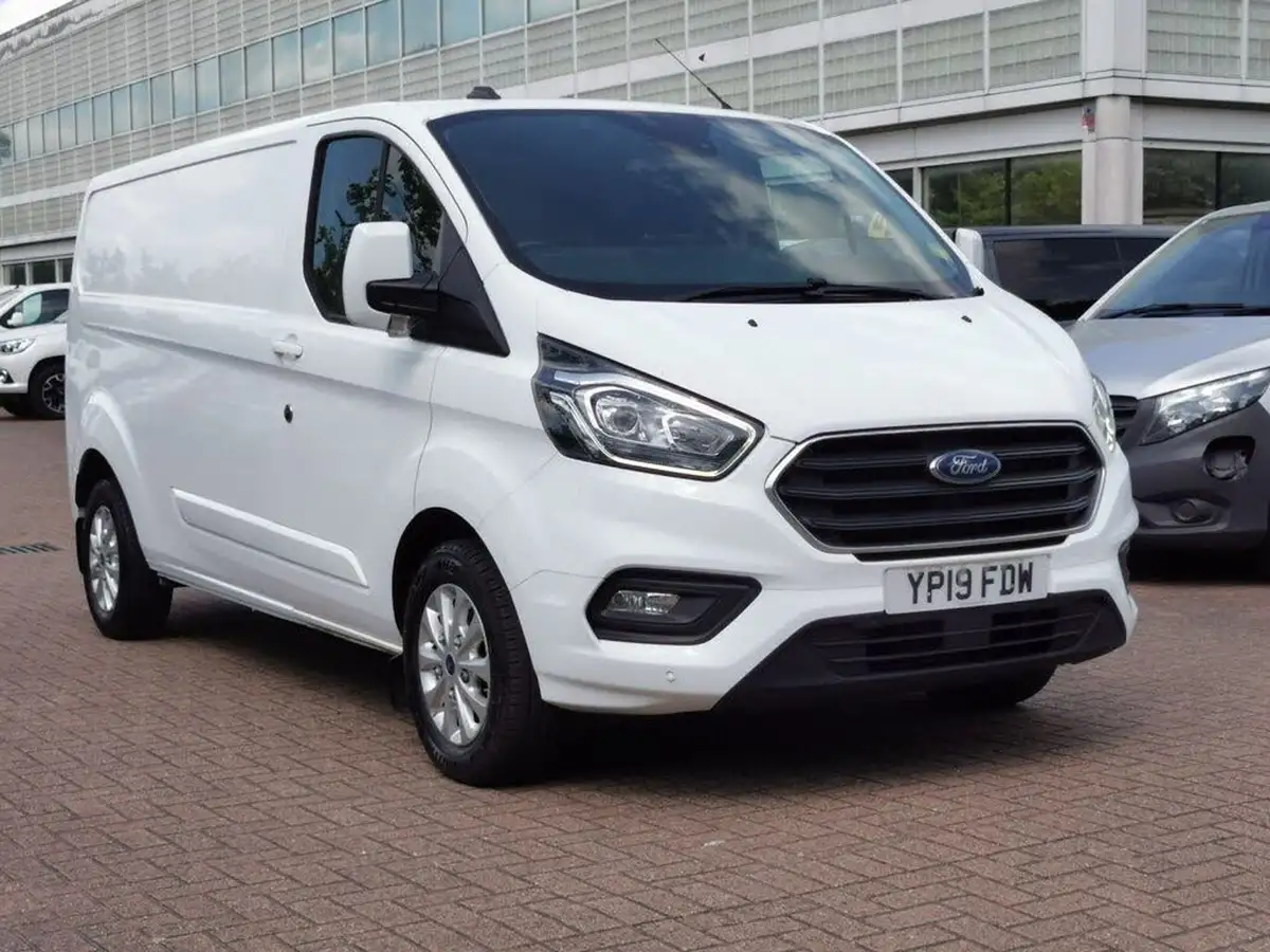 2019-ford-transit-custom-20tdci-300-l1h1-limited-130pseu6dt-panel-van-big-0