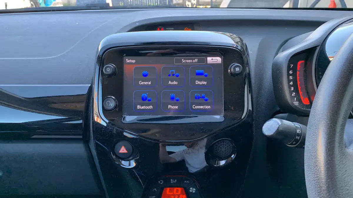 2020-peugeot-108-10-collection-ss-hatchback-big-9