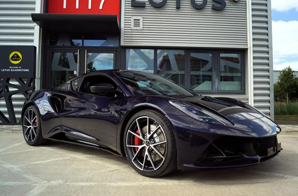 2025-lotus-emira-35-first-edition-v6-big-0