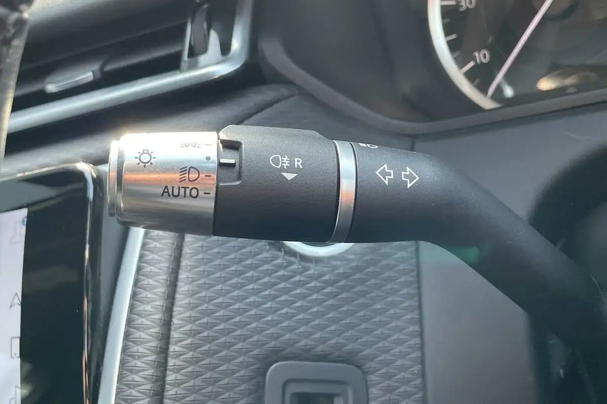 2021-land-rover-range-rover-velar-20-d200-r-dynamic-s-big-59