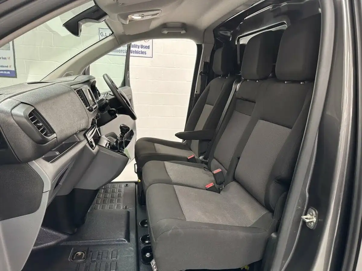 2022-citroen-dispatch-15bluehdi-enterprise-pro-xl-1000-big-10