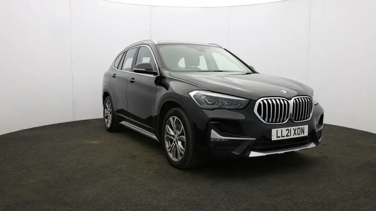 2021-bmw-x1-15-xdrive-25e-phev-xline-big-39