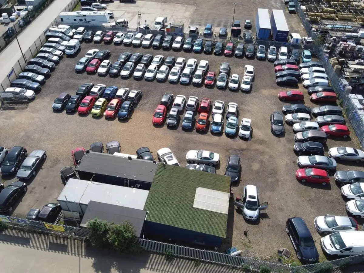 2019-toyota-prius-18-vvt-i-business-edition-plus-cvt-big-54