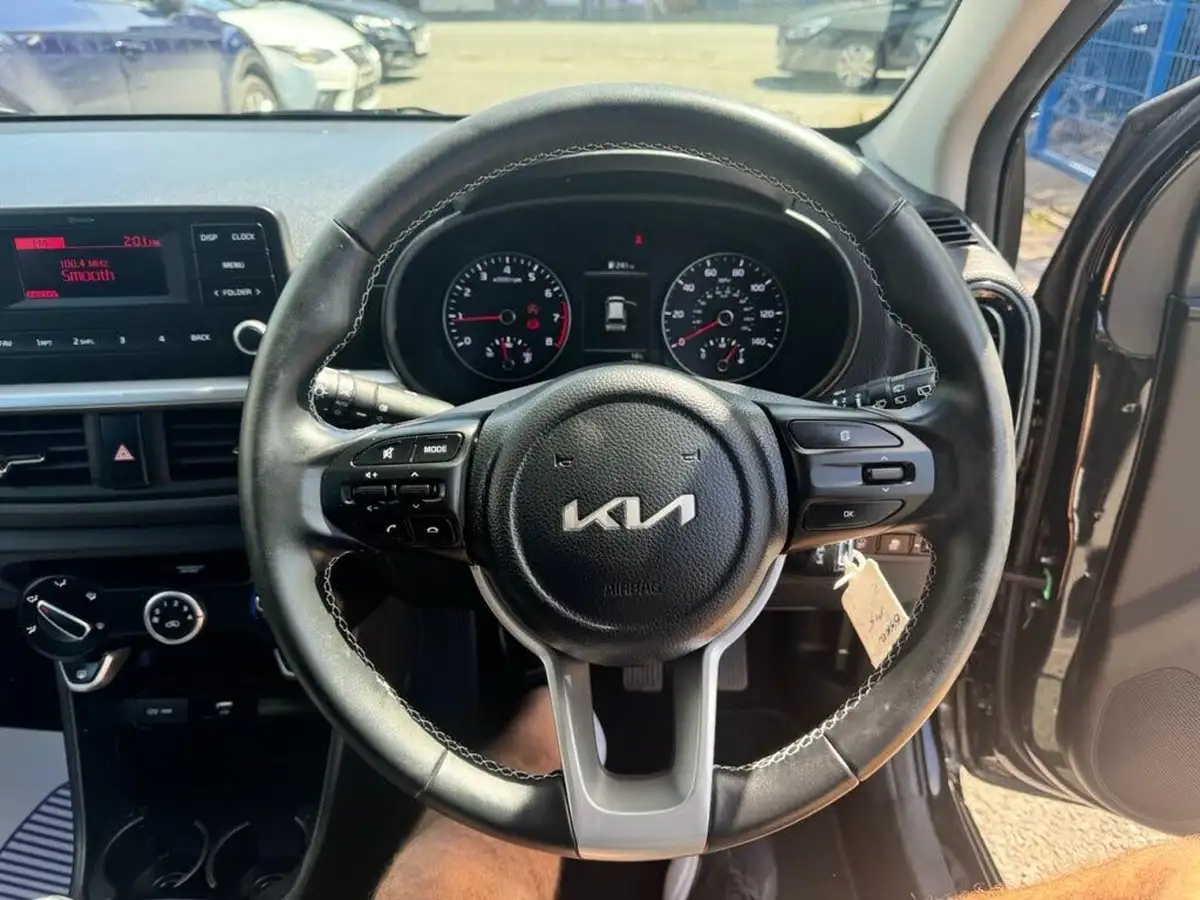 2023-kia-picanto-10-2-big-11