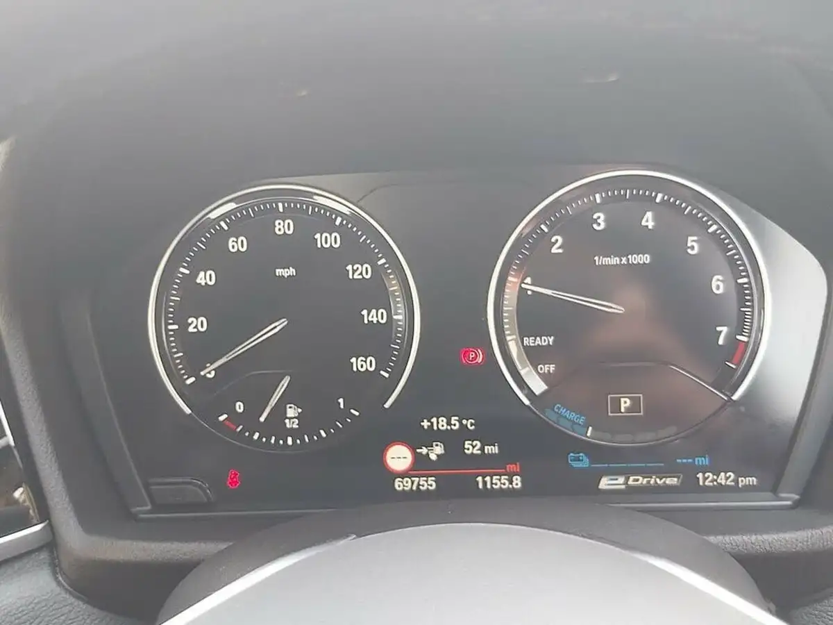 2022-bmw-x1-15-xdrive-25e-phev-xline-big-27