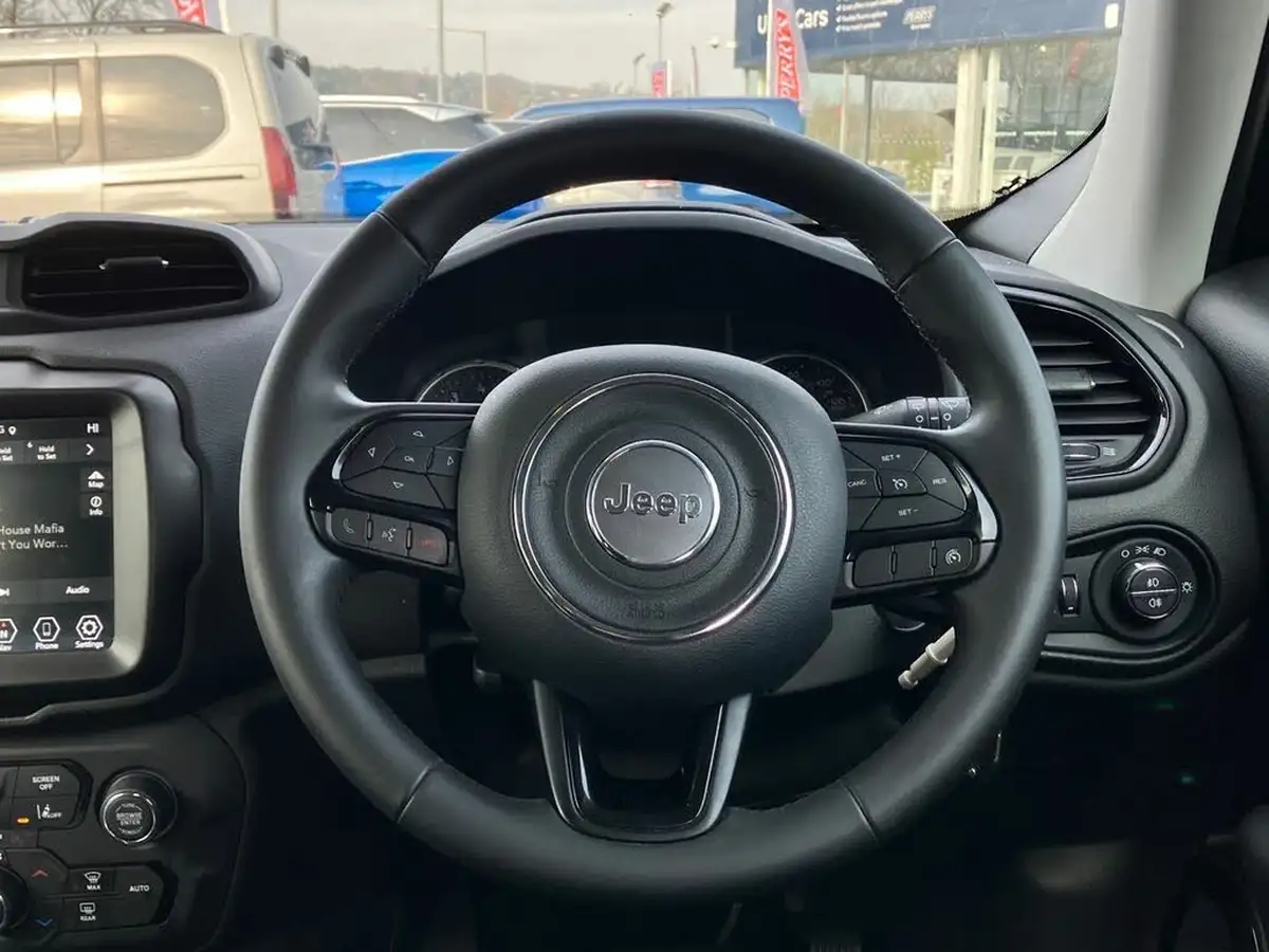 2021-jeep-renegade-13-gse-night-eagle-big-14