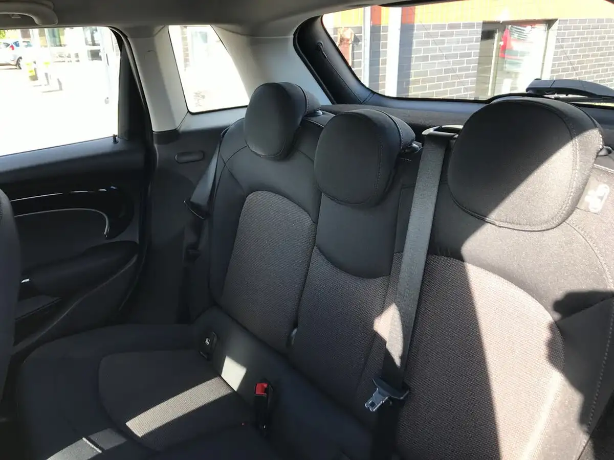 2022-mini-cooper-15-cooper-classic-hatchback-5d-auto-big-5