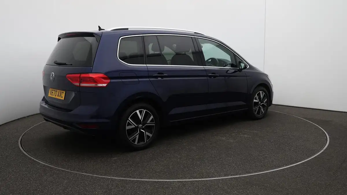 2020-volkswagen-touran-15-tsi-sel-dsg-big-47