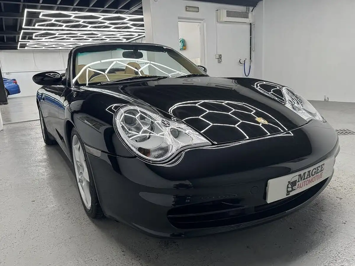 2003-porsche-911-carrera-big-0