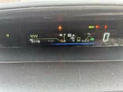 2013-toyota-prius-small-33