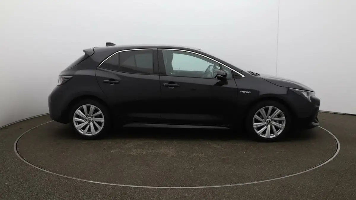 2022-toyota-corolla-18-vvt-i-design-120bhp-trk-hatchback-5d-big-49