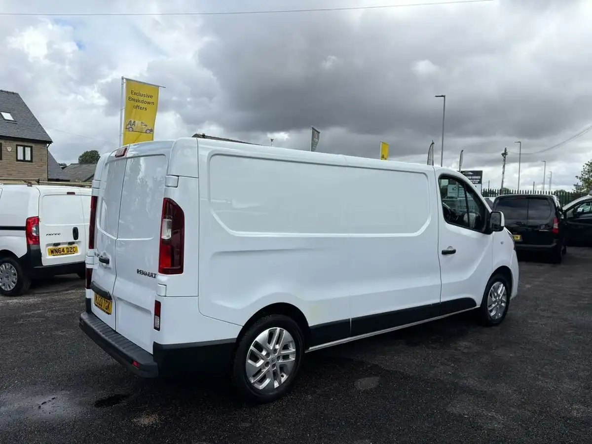 2020-renault-trafic-20dci-ll30-energy-120-sport-big-7