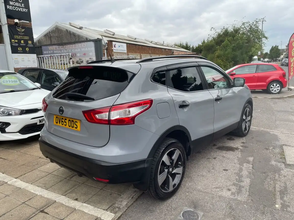 2015-nissan-qashqai-12-n-tec-xtronic-cvt-big-4