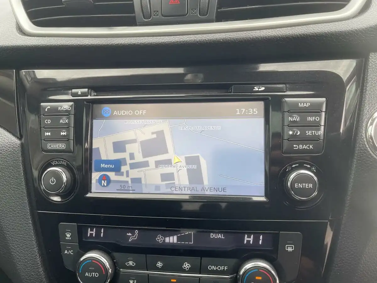 2015-nissan-qashqai-12-n-tec-xtronic-cvt-big-28