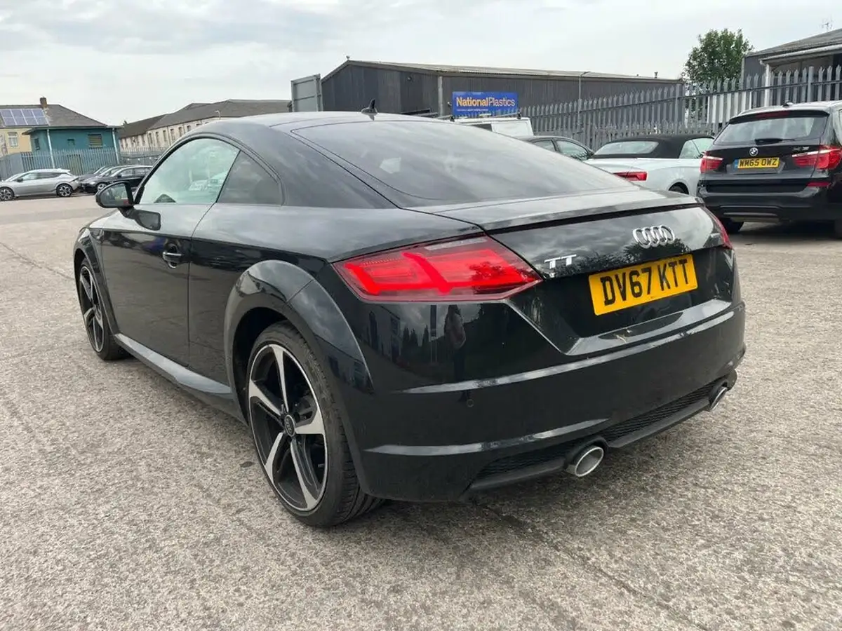 2017-audi-tt-coupe-20-tdi-quattro-black-edition-big-3