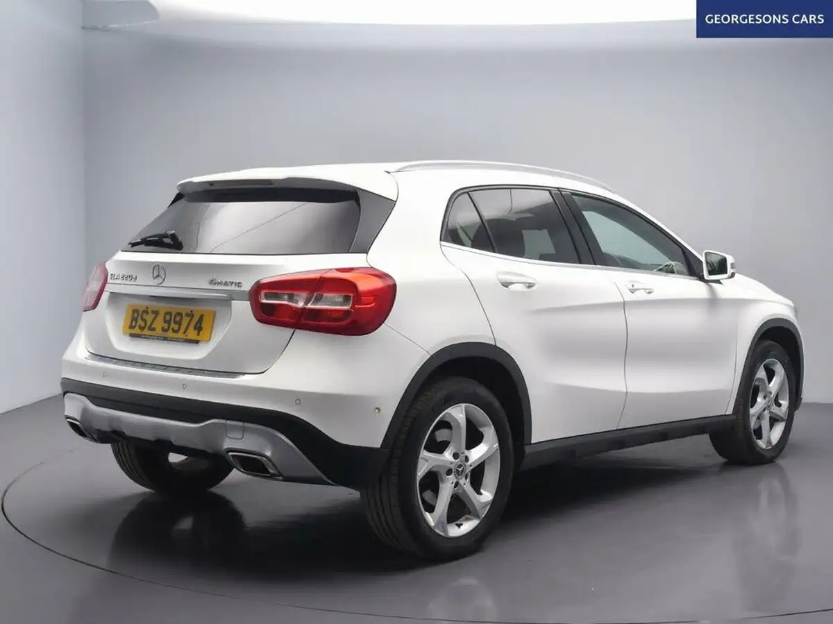 2018-mercedes-benz-gla-class-21d-gla-220d-sport-177ps-executivess-big-6