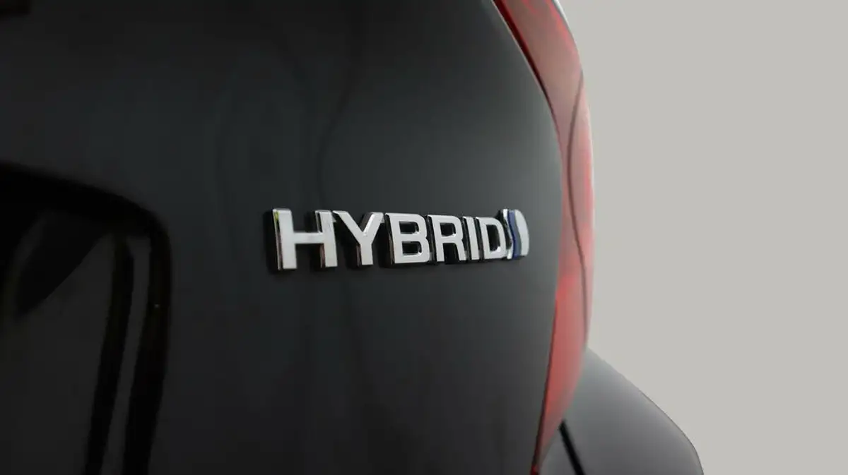 2021-toyota-c-hr-18-vvt-i-excel-big-22