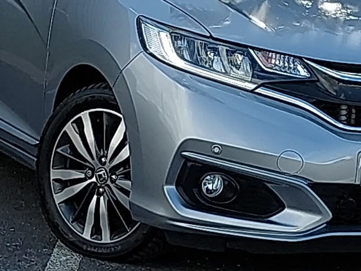 2018-honda-jazz-13-i-vtec-ex-navi-cvt-big-8