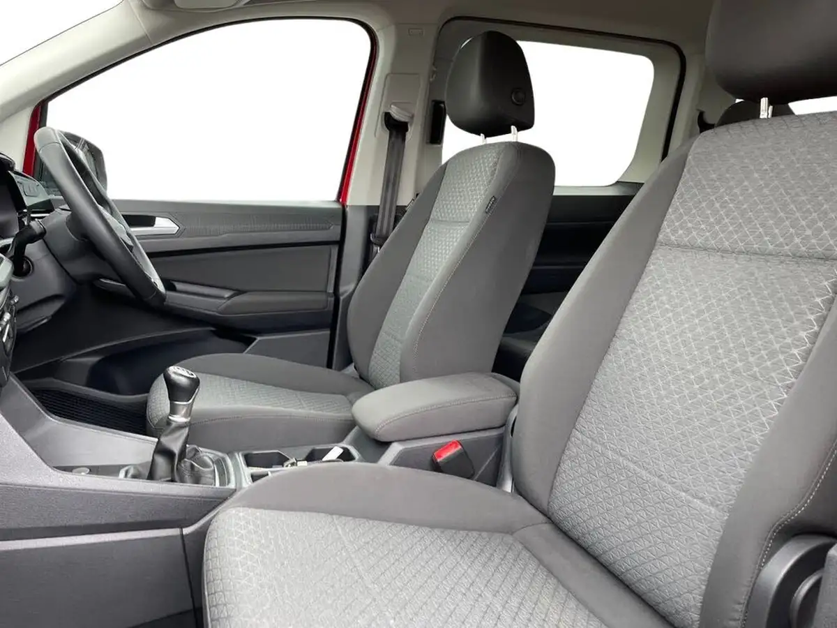 2023-ford-tourneo-connect-20-titanium-big-9