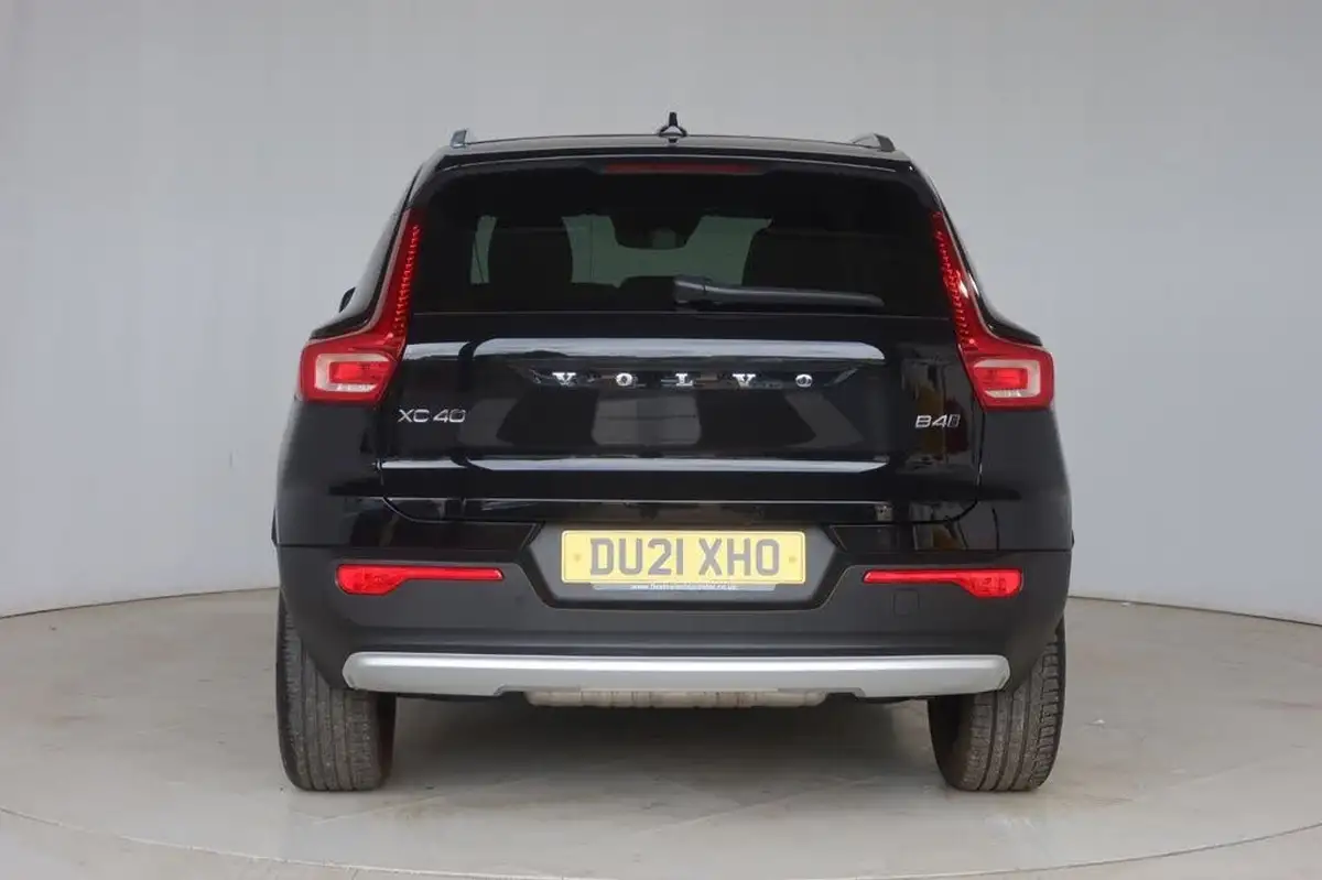 2021-volvo-xc40-20-b4-inscription-pro-194bhp-awd-auto-big-5