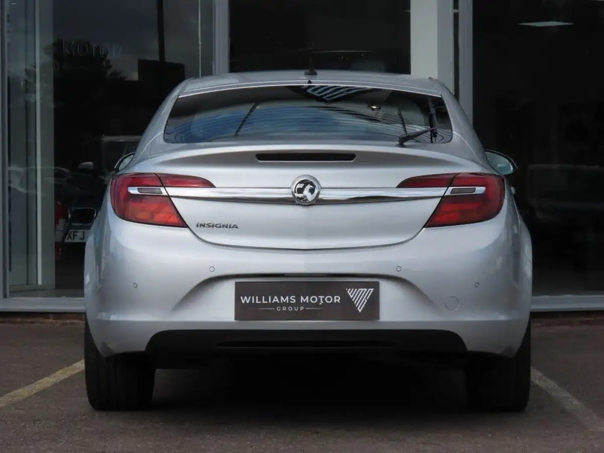 2016-vauxhall-insignia-14i-16v-turbo-design-nav-big-4